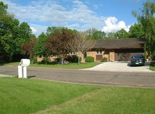 902 Grace Ave, Cavalier, ND 58220