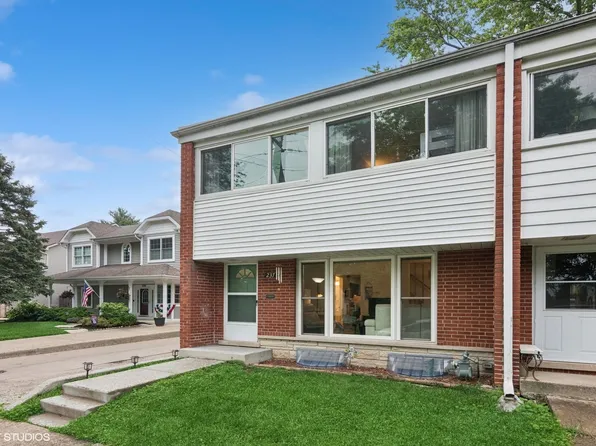 237 S Edgewood Ave, Lombard, IL 60148