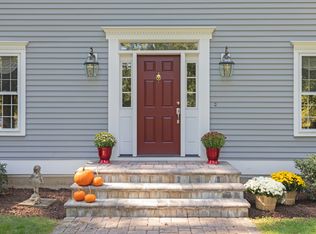 18 Old Farm Hill Rd, Newtown, CT 06470