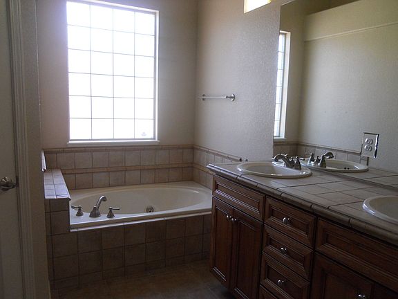 Master bath 
