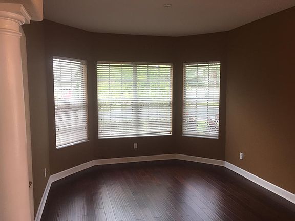 4th image of 27451 Cedar Park Ct