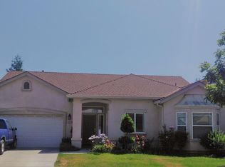 5818 Eisenhower Dr, Riverbank, CA