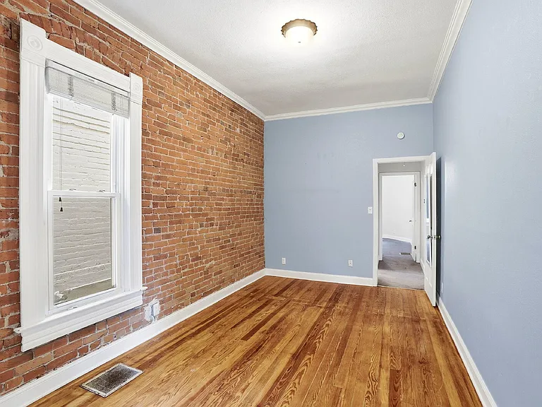 3131 California St — Photo 10