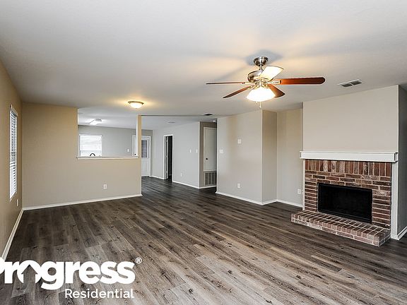 4th image of 1437 Krista Dr