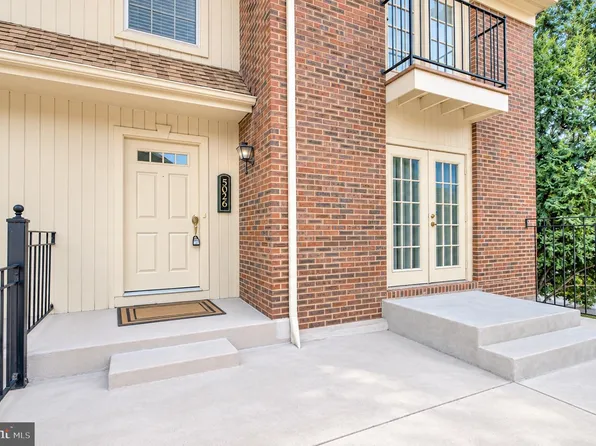5026 Main St, Voorhees, NJ 08043