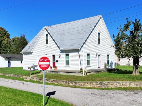 206 School St, Bellville, OH 44813