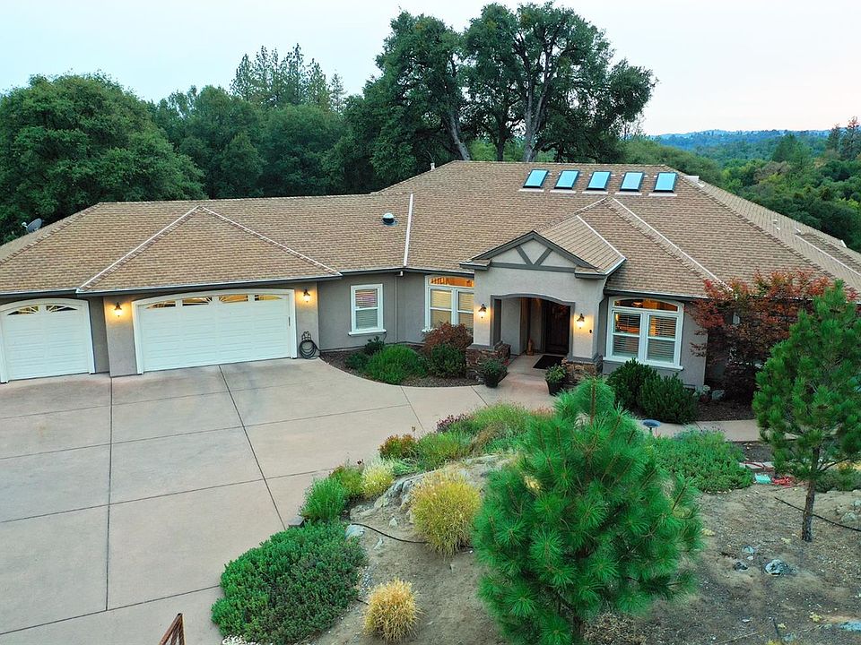 1st image of 3476-5120 Oak Leaf Cir