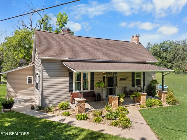 421 E Brushy Valley Dr, Powell, TN 37849