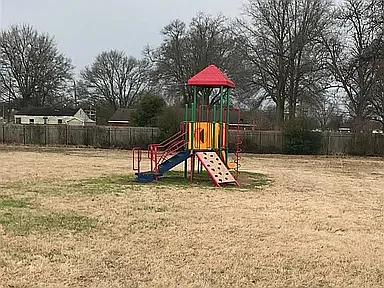 Carpenter Estates — Photo 6