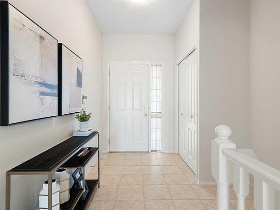 2nd image of 100 Hamptons Line NW