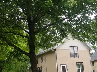 441 James St, Burlington, WI 53105