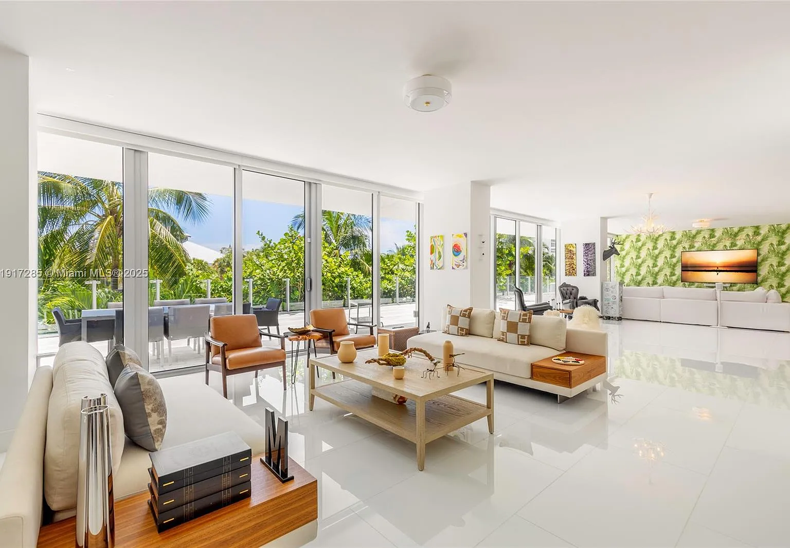 One Ocean Condo — Photo 4