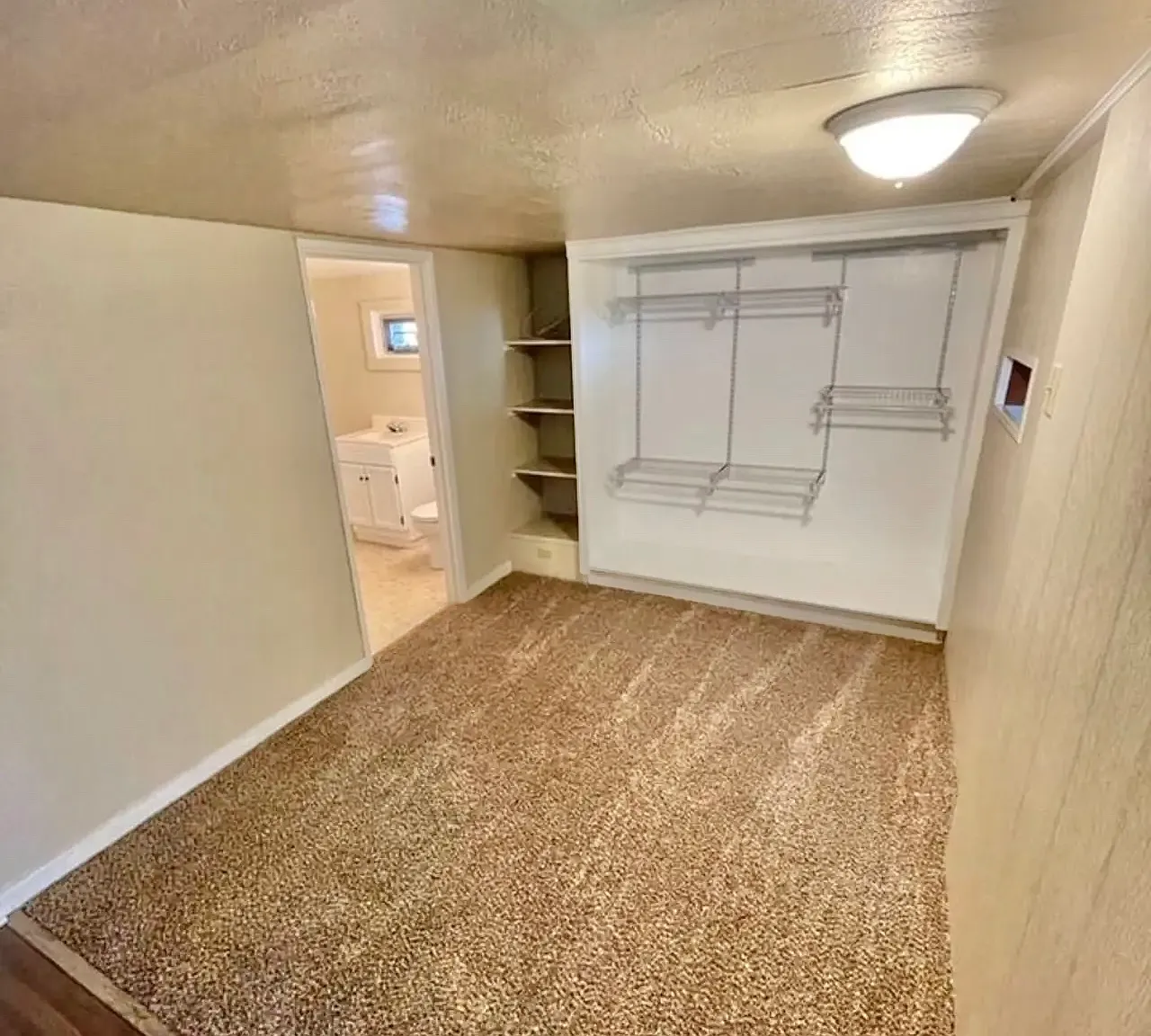 Studio, 450 sqft, $1,095 — Photo 4