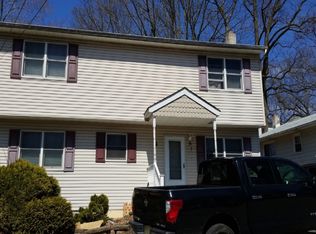 9 Phillip Rd, Stanhope, NJ 07874