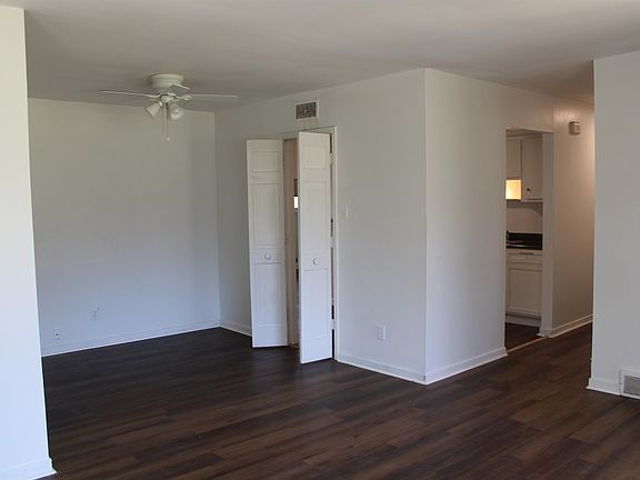 5th image of 1825 Hartland St