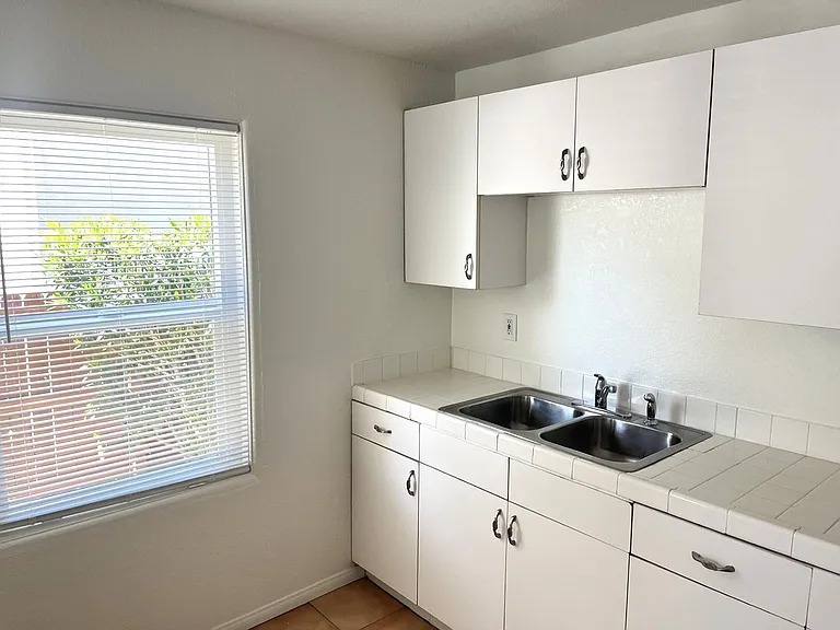 3204 Ollie St #A — Photo 5
