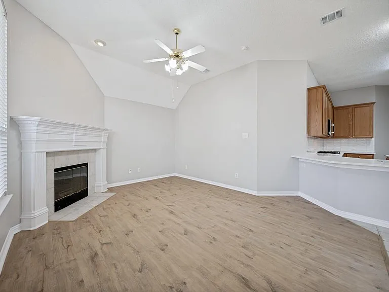 1645 Angel Falls Dr — Photo 8