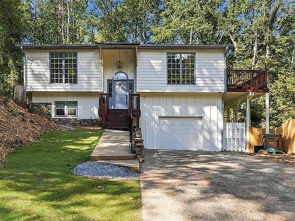2nd image of 707 Copper Trace Way