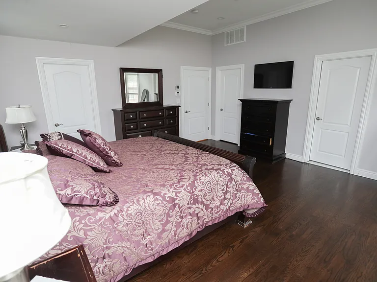296 Forest Rd — Photo 20