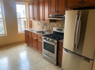 30-15 45th St #2RR, Astoria, NY 11103