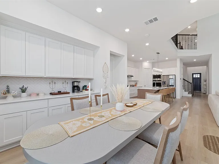 24711 Hibiscus Garden Way — Photo 24