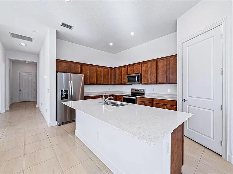 9775 SW Meridian Way — Photo 10
