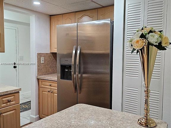 4th image of 10641 SW 108th Ave APT 1H