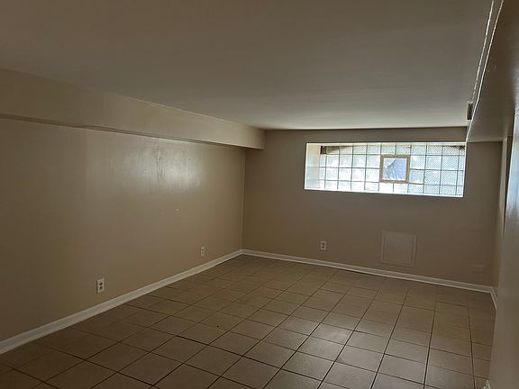 3rd image of 5807 N Marmora Ave #G