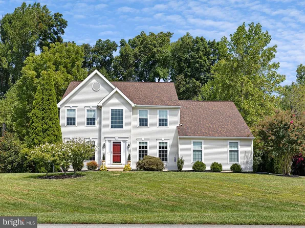 52 Eaton Pl, Bear, DE 19701