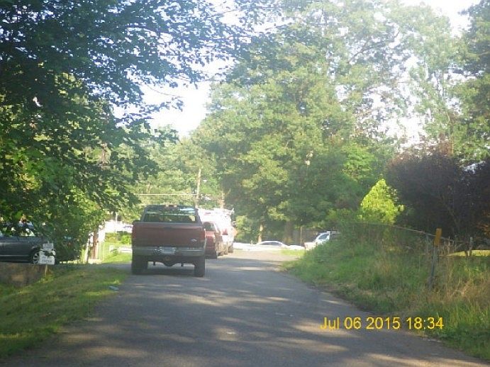 2nd image of 5705 Jefferson St
