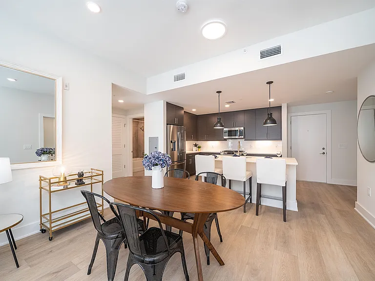418 Palisade Ave #504 — Photo 17