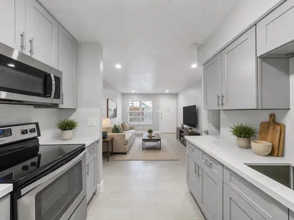 845 Augusta Dr #45, Houston, TX 77057