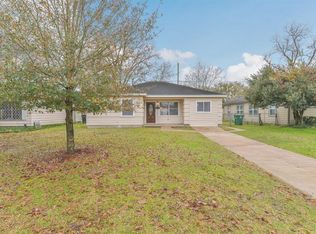 6721 Barney Rd, Houston, TX 77092