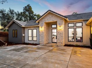 23664 Darkhorse Dr, Auburn, CA 95602