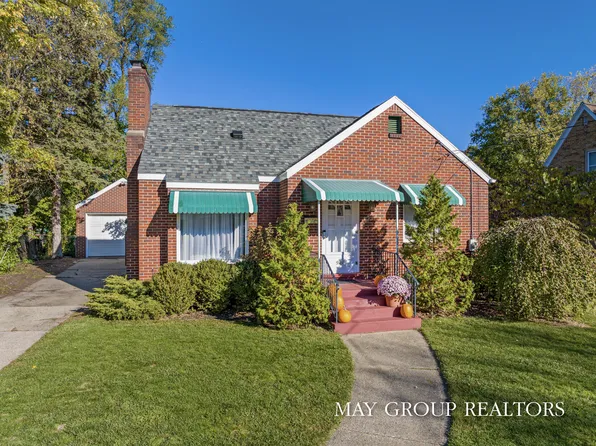 921 Eleanor St NE, Grand Rapids, MI 49505