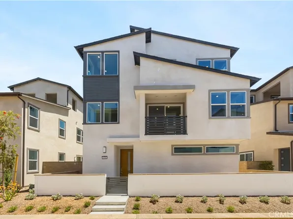 470 Lobata, Irvine, CA 92618