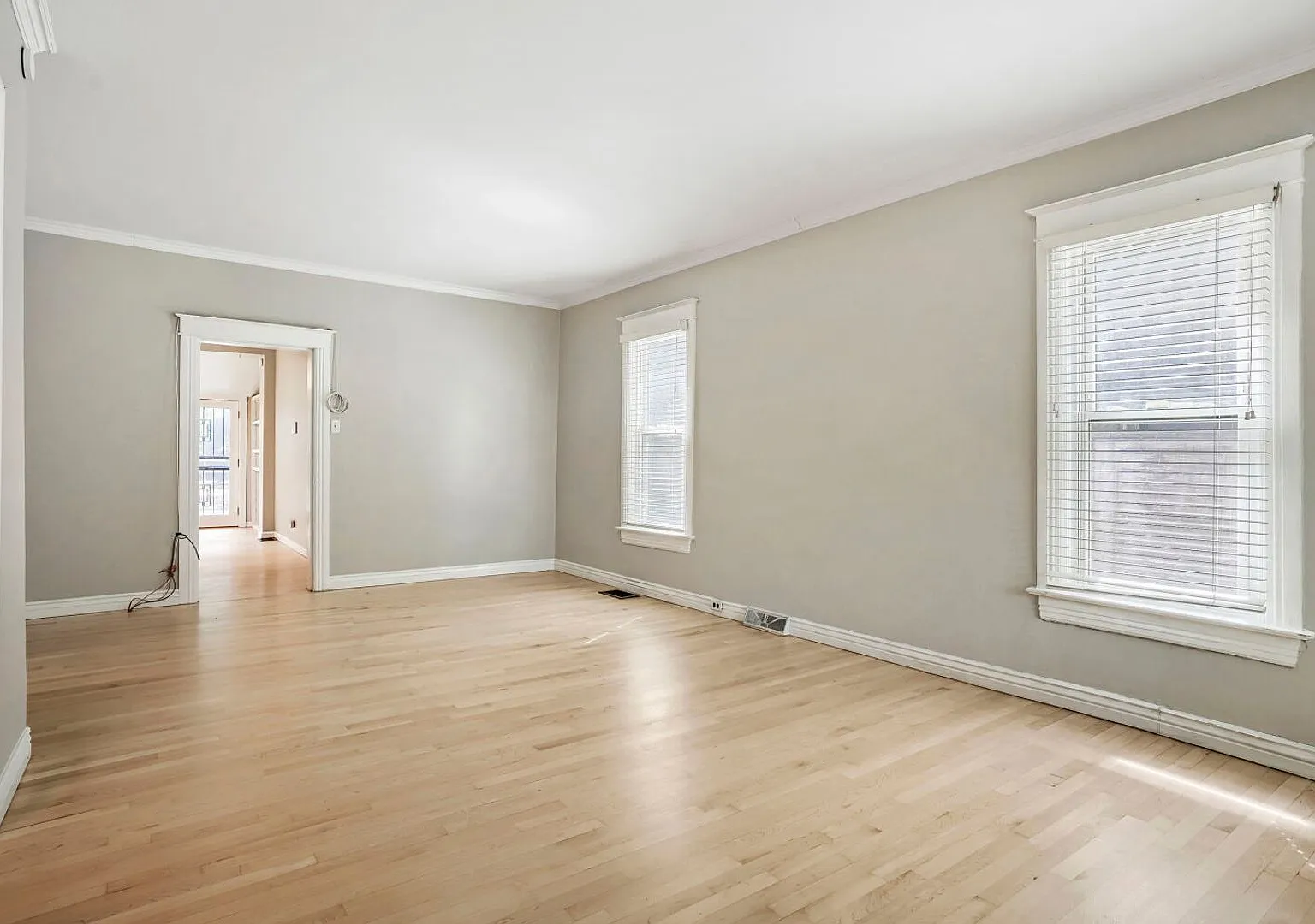 Exceptional & Unique 2-Unit Rental Near Wash Park!! 2-Bedroom Home + Carriage House Studio!! Free... — Photo 3