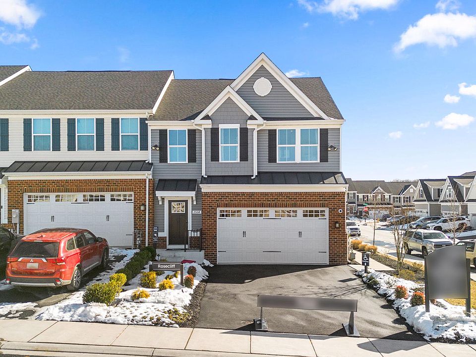 1st image of 2534 Admiral Ln
