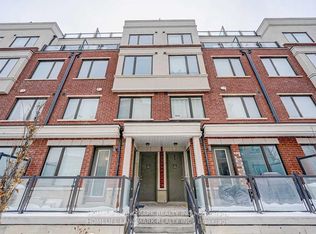 500 Alex Gardner Cir #102, Aurora, ON L4G 3G5