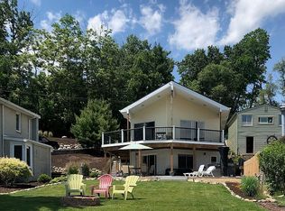 5875 Kinyon Dr, Brighton, MI 48116