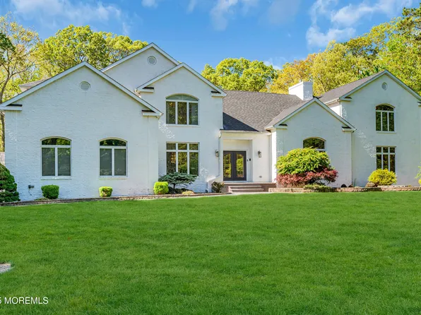 6 Dickens Court, Howell, NJ 07731