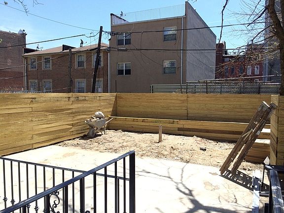 4th image of 480 Kosciuszko St APT 1
