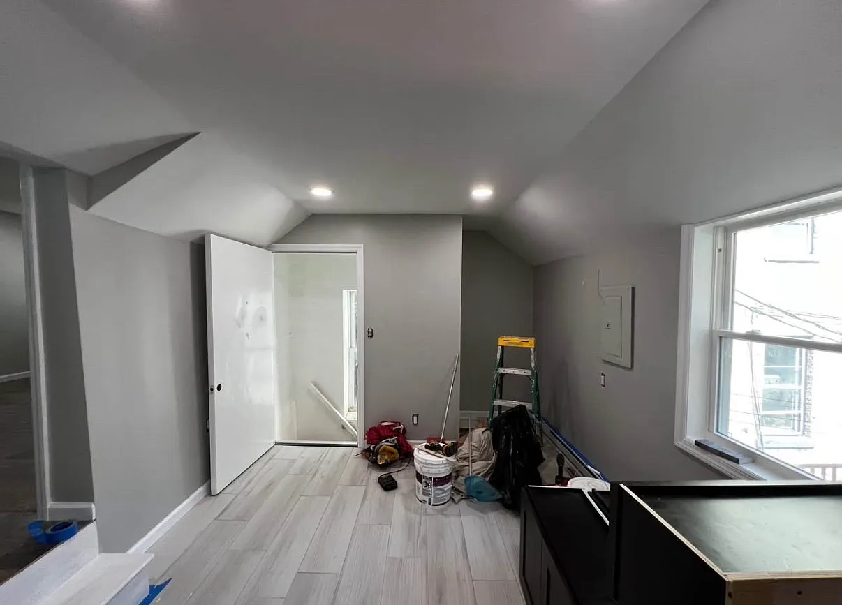 2 bed, 700 sqft, $2,000 — Photo 3