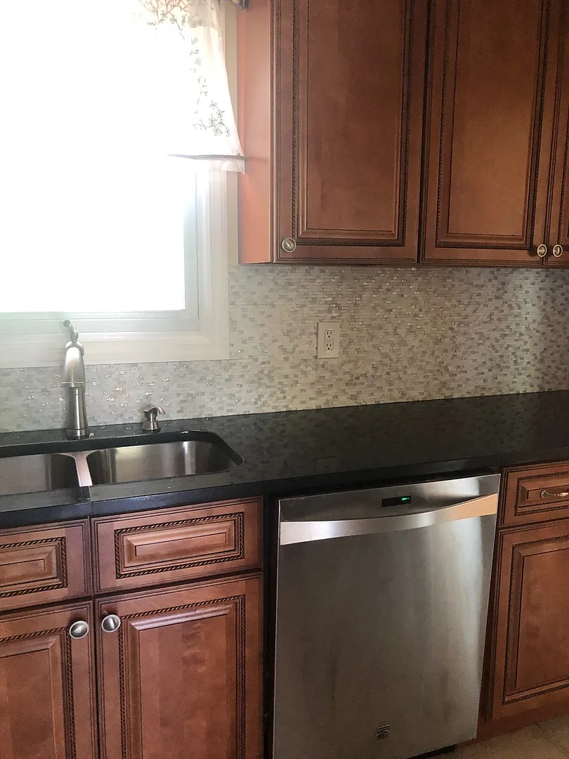 Lawrenceville Township -Pets Friendly — Photo 4