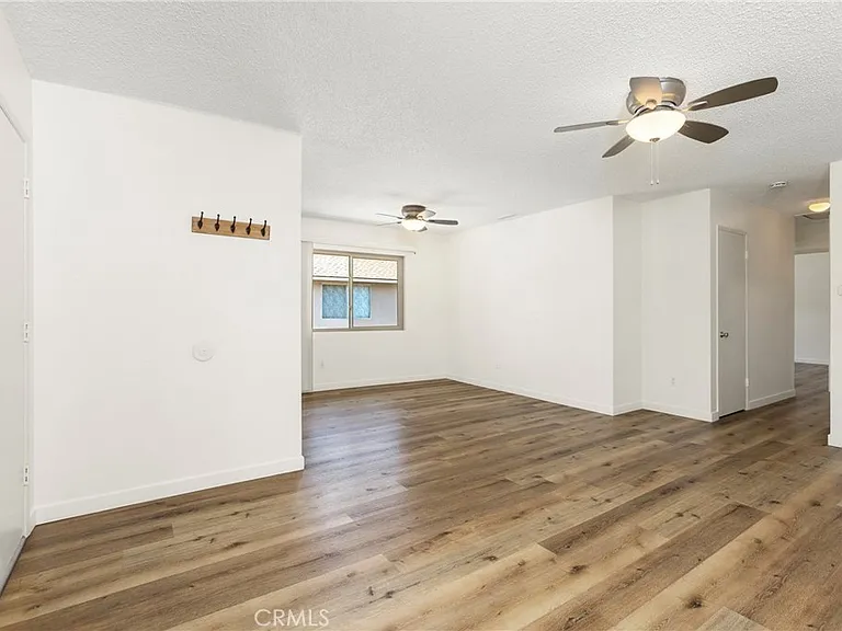 5461 E Candlewood Cir #B — Photo 18