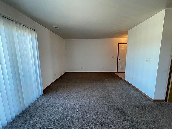 2nd image of 217 Tanglewood Dr APT D