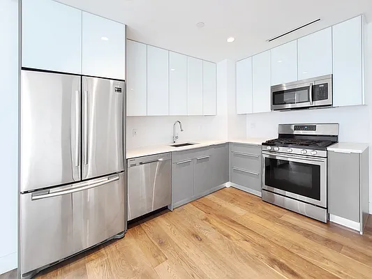 Rented by Modern Spaces | media 17