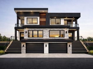 14322 115th Ave, Surrey, BC V3R 0E2