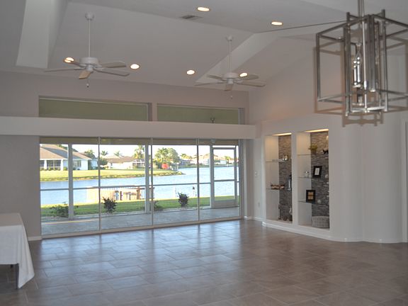 4th image of 11792 SW Courtly Manor Dr