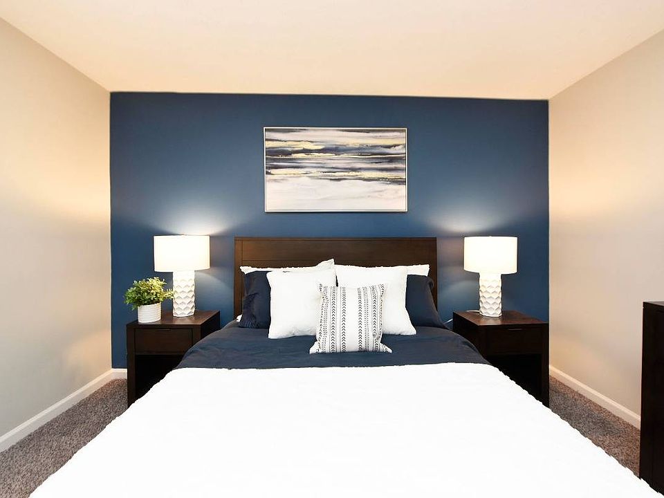 Spacious Bedroom